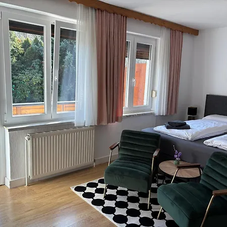 Πανσιόν Kitty Pörtschach am Wörthersee